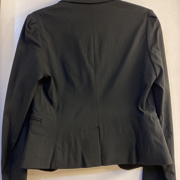 Express black blazer size 6 - Picture 3 of 8